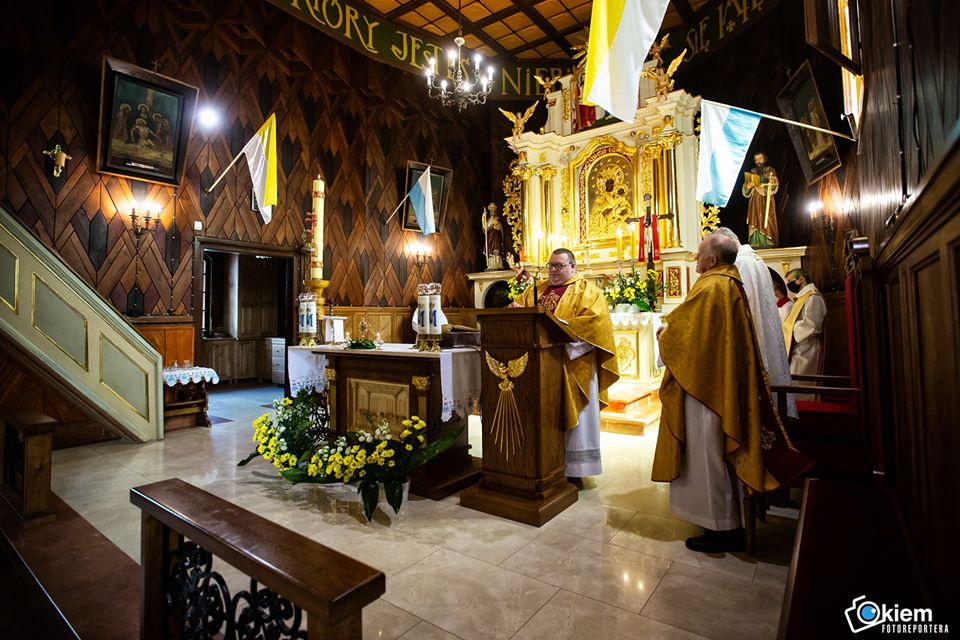 Relikwie św. Jana Pawła II w kościele w Żabnicy!
